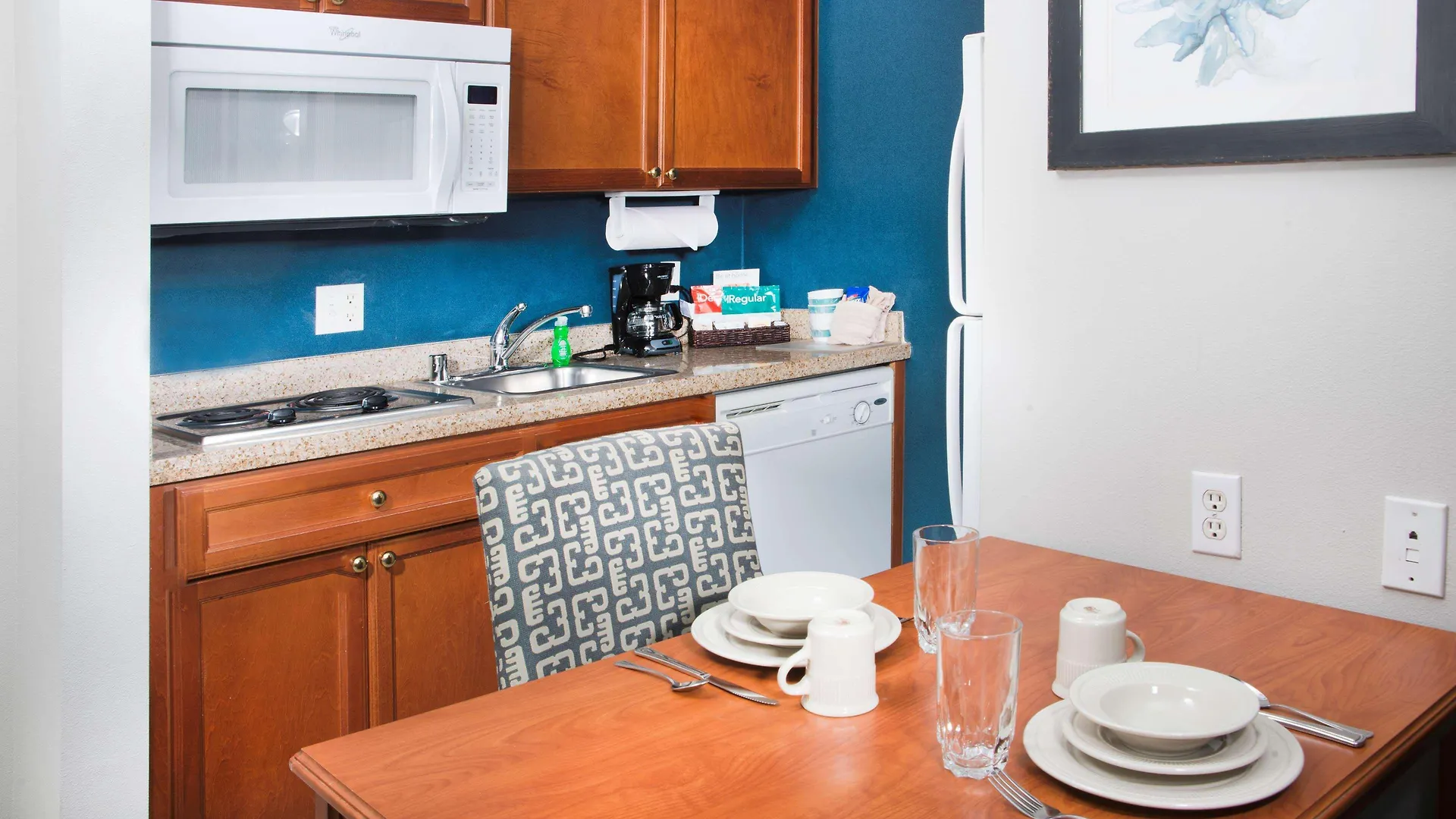 Homewood Suites by Hilton Ontario Rancho Cucamonga 3*,  Estados Unidos